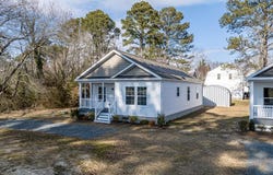24095 WILLIS ST, PARKSLEY, VA 23421
