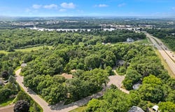 7437 North Street, Sauk City, WI 53583