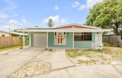 2582 Lakeshore Drive, Flagler Beach, FL 32136