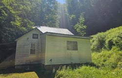 225 Logue Run Rd, Austin, PA 16720
