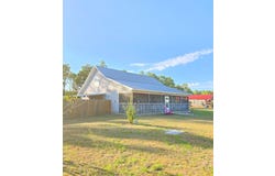 306 Huckeba Dr, Apalachicola, FL 32320
