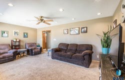 209 S Albert St, Freeman, SD 57029