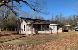 312 BROADWAY, Maud, TX 75556