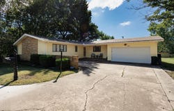 1220 Washington St, Fredonia, KS 66736