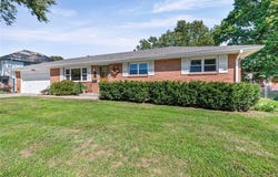 705 Quincy Boulevard, Smithville, MO 64089