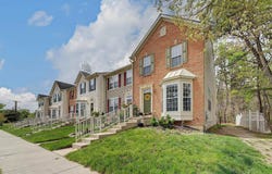 2 Bridle Path Ct, Sicklerville, NJ 08081