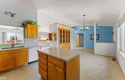 1445 SW Silver Maple Way, Grants Pass, OR 97526