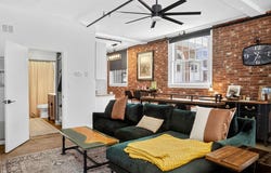 7 Crombie St, Salem, MA 01970