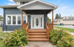 108 LILAC Drive, FRANCIS CREEK, WI 54214