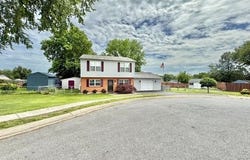 12 ROGERS Circle, NEWARK, DE 19702