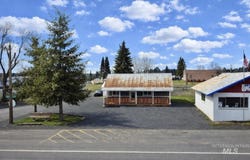 205 N Main St, Weippe, ID 83553