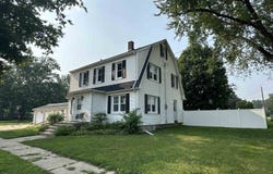 601 5th Street, Brodhead, WI 53520