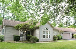 9 Hunters Woods Boulevard unit: B, Canfield, OH 44406