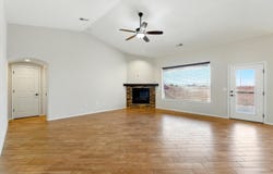 2640 FIREWHEEL Avenue SW, Los Lunas, NM 87031