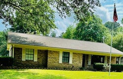 601 Ruth Place, Center, TX 75935