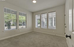 3382 SE BROOKWOOD Ave, Hillsboro, OR 97123