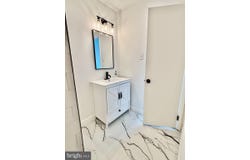 9 DENNISON DRIVE, EAST WINDSOR, NJ 08520