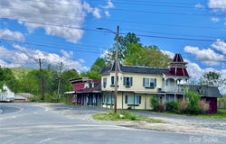 1703 Roan Road, Spruce Pine, NC 28777