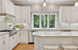 13985 Crowne Hill Lane, Minnetonka, MN 55305