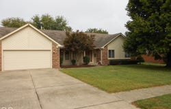 552 Echo Bend Boulevard, Greenwood, IN 46142