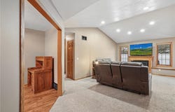 714 E Crescent Lane, Litchfield, MN 55355