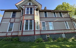 115 Oak St., Ishpeming, MI 49849