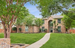 302 Chestnut Cove Circle, Southlake, TX 76092