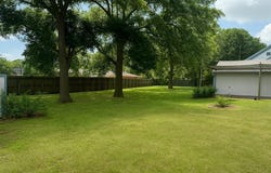 432 S 1st Street, Hewitt, TX 76643