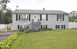 17 Walnut Street, Wyandanch, NY 11798