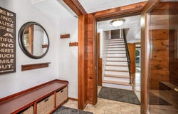 41 Fairchild Ave, Saugus, MA 01906