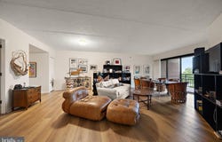 1100 LOVERING AVENUE, WILMINGTON, DE 19806