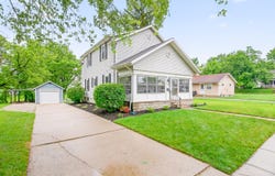 933 N Miami Avenue, Sidney, OH 45365