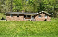 2860 Johnson Fork Road, Salyersville, KY 41465