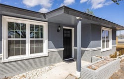 615 E Ligustrum Boulevard, Robstown, TX 78380