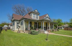 717 Park Drive, Hillsboro, TX 76645