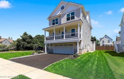 56 W Washington Avenue, Atlantic Highlands, NJ 07716