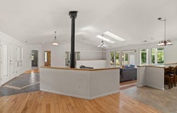 2525 Leland Road, Wolf Creek, OR 97497