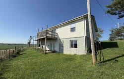19762 380Th Street, Oakland, IA 51560
