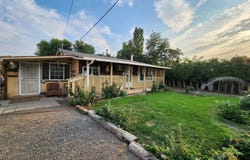 36 E 3rd Ave, Toppenish, WA 98948