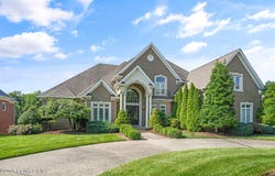 3005 Glenhill Ct, Prospect, KY 40059