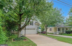 210 N OAK STREET, FALLS CHURCH, VA 22046