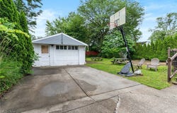 120 Palmetto Avenue, Bedford, OH 44146