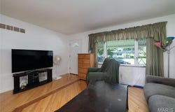 1005 Central Parkway, Florissant, MO 63031
