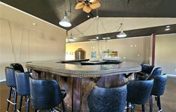 473 W Highway, Eldon, MO 65026