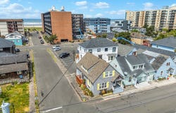 480 S COLUMBIA St, Seaside, OR 97138