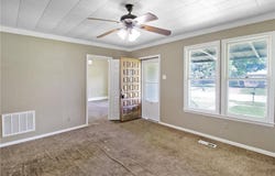 2514 Belmont Avenue, Parsons, KS 67357