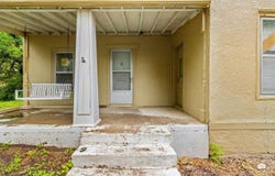 318 S 5th Street, Manhattan, KS 66502