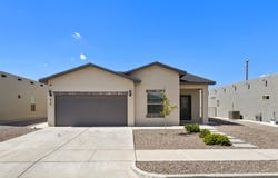 814 Magnolia Park Street, Sunland Park, NM 88008