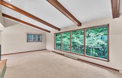 1524 Spring Valley Dr, Racine, WI 53405
