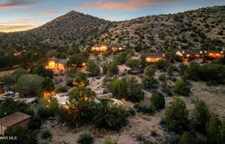 28555 N Feather Mountain Road, Paulden, AZ 86334